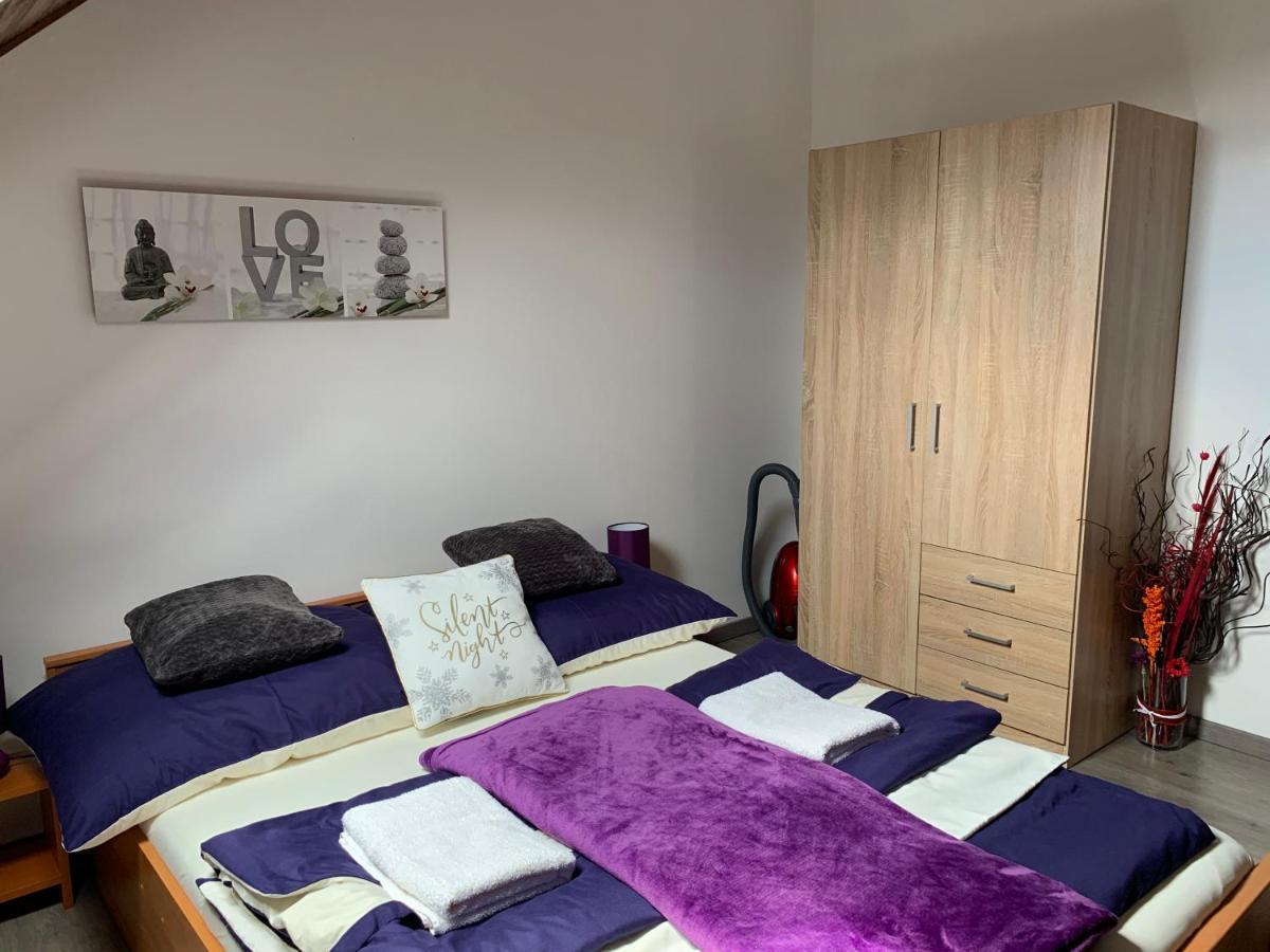 Nagcsalados Rozsa Apartman Balatonlelle Buitenkant foto