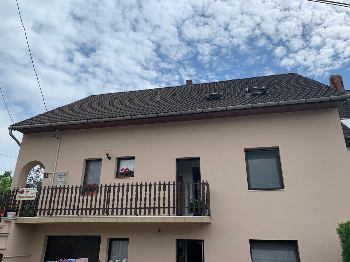 Nagcsalados Rozsa Apartman Balatonlelle Buitenkant foto