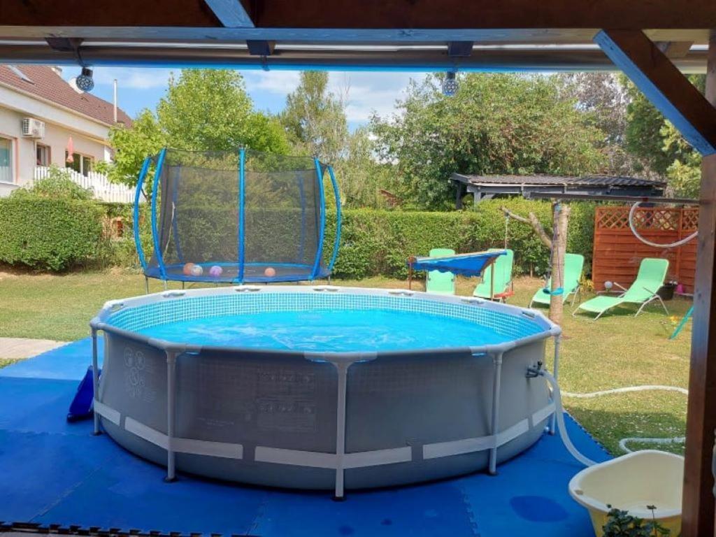 Nagcsalados Rozsa Apartman Balatonlelle Buitenkant foto
