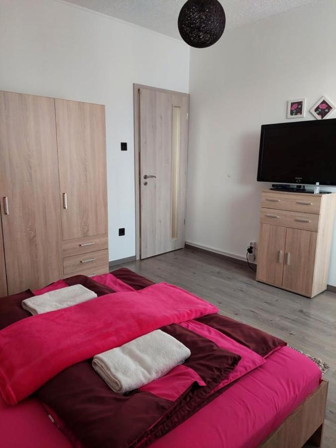Nagcsalados Rozsa Apartman Balatonlelle Buitenkant foto