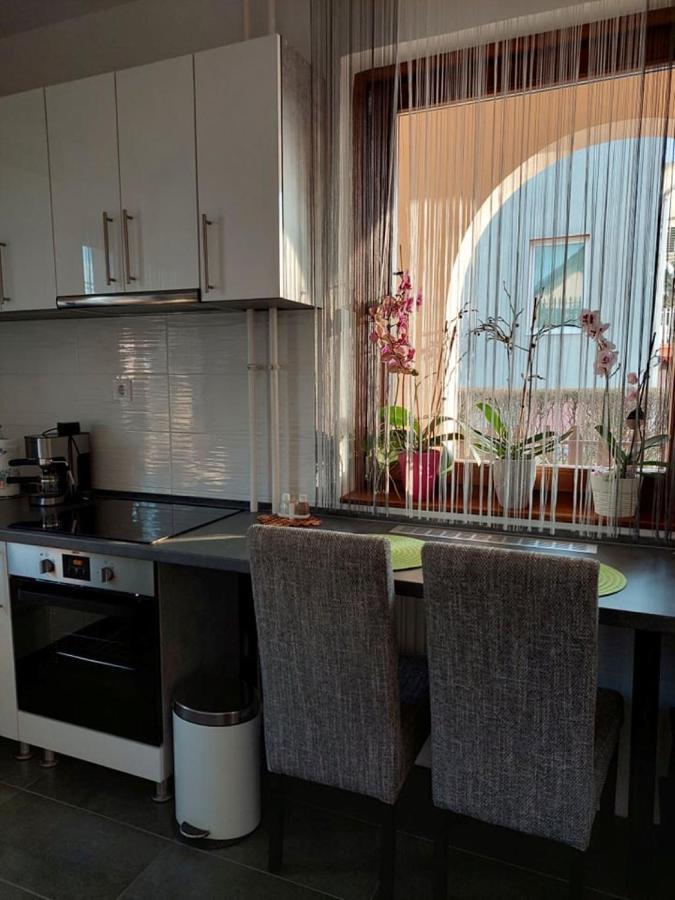 Nagcsalados Rozsa Apartman Balatonlelle Buitenkant foto