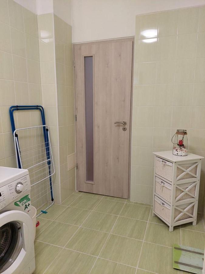 Nagcsalados Rozsa Apartman Balatonlelle Buitenkant foto