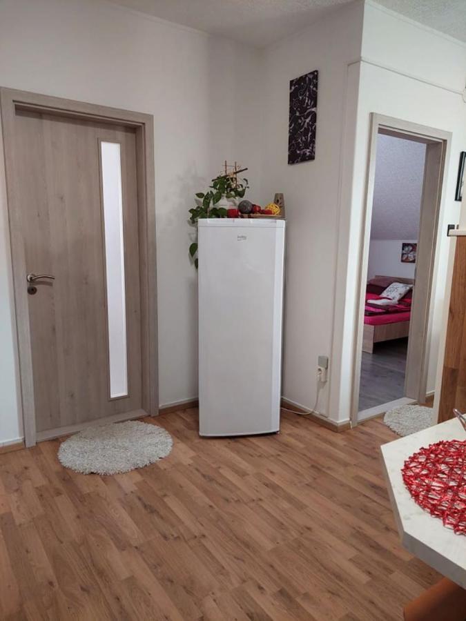 Nagcsalados Rozsa Apartman Balatonlelle Buitenkant foto