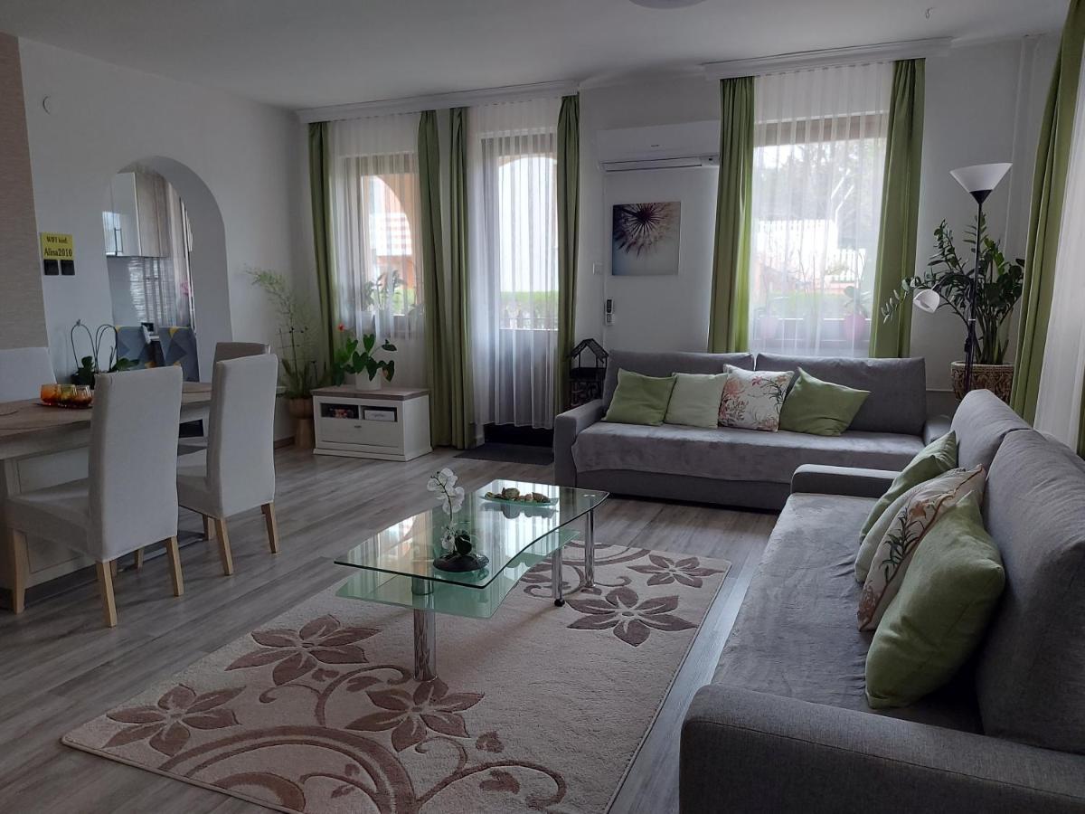 Nagcsalados Rozsa Apartman Balatonlelle Buitenkant foto